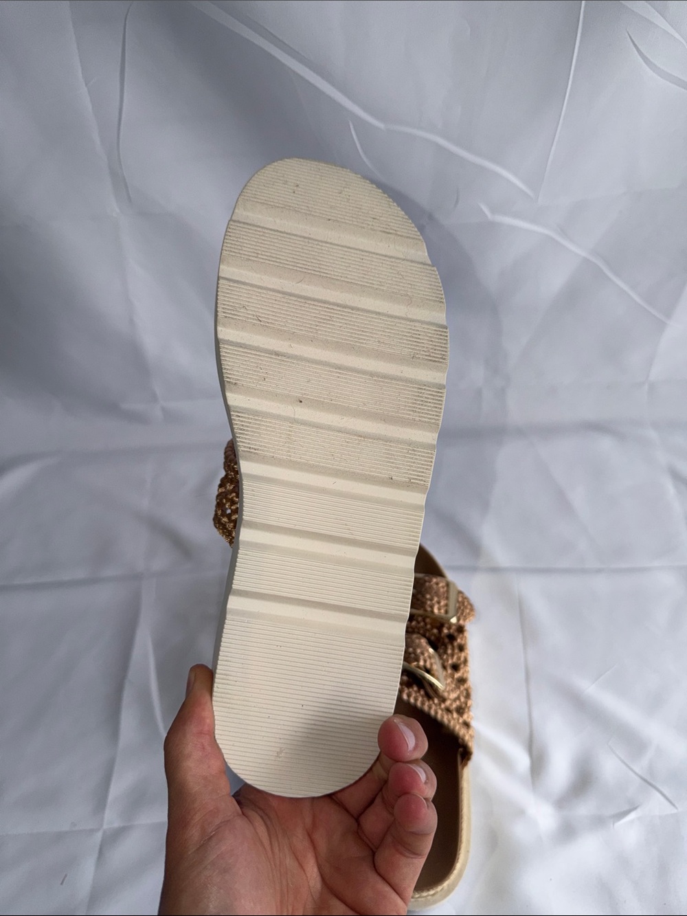 Madden Girl Mythical Crochet Platform Slide Sandals Natural 10 Like New - Picture 5 of 6